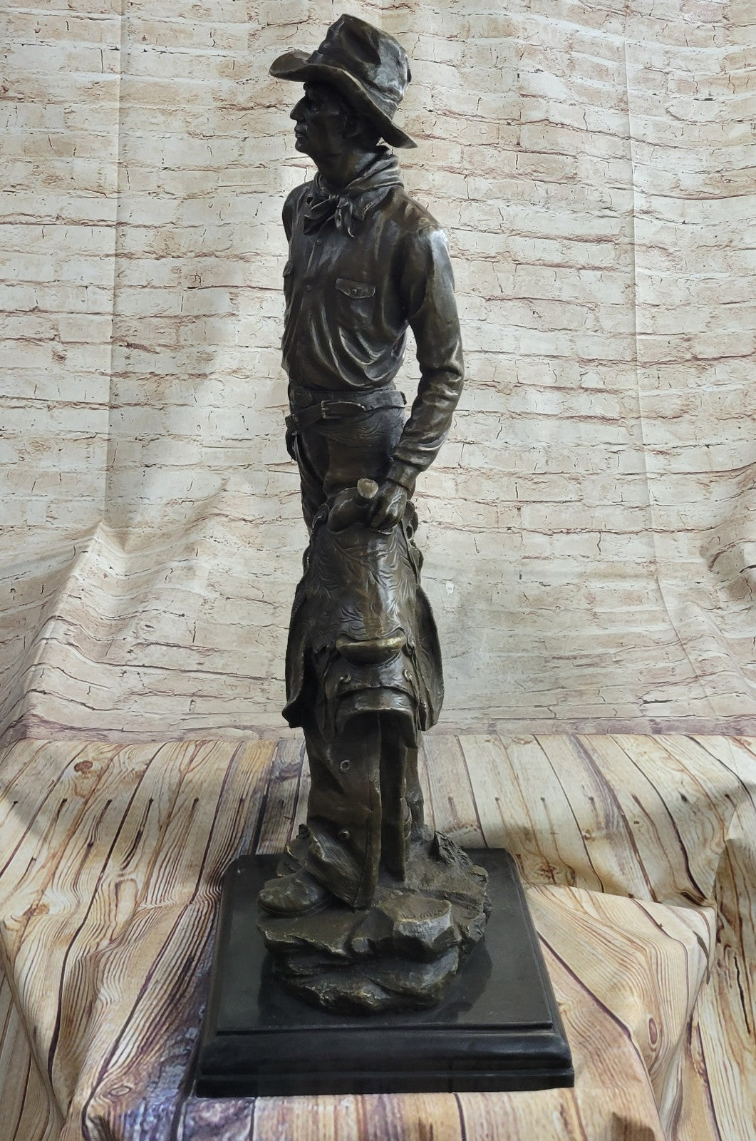 74 LBS Extra Large Cowboy Western Old West Hollywood Memorabilia Bronze