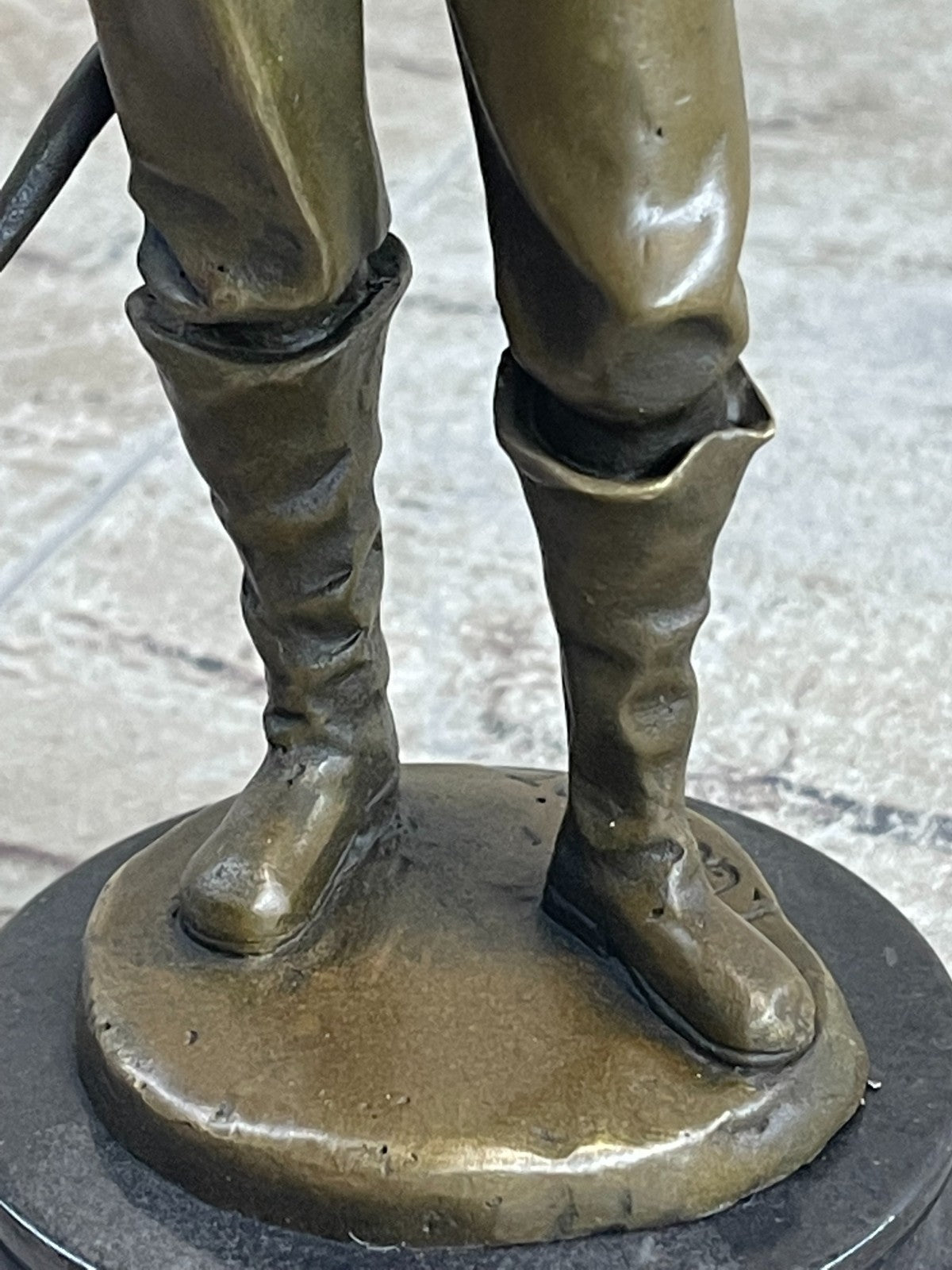 Art Deco Beautiful Bronze Sculpture of a Male Fencer Hot Cast Figurine Statue