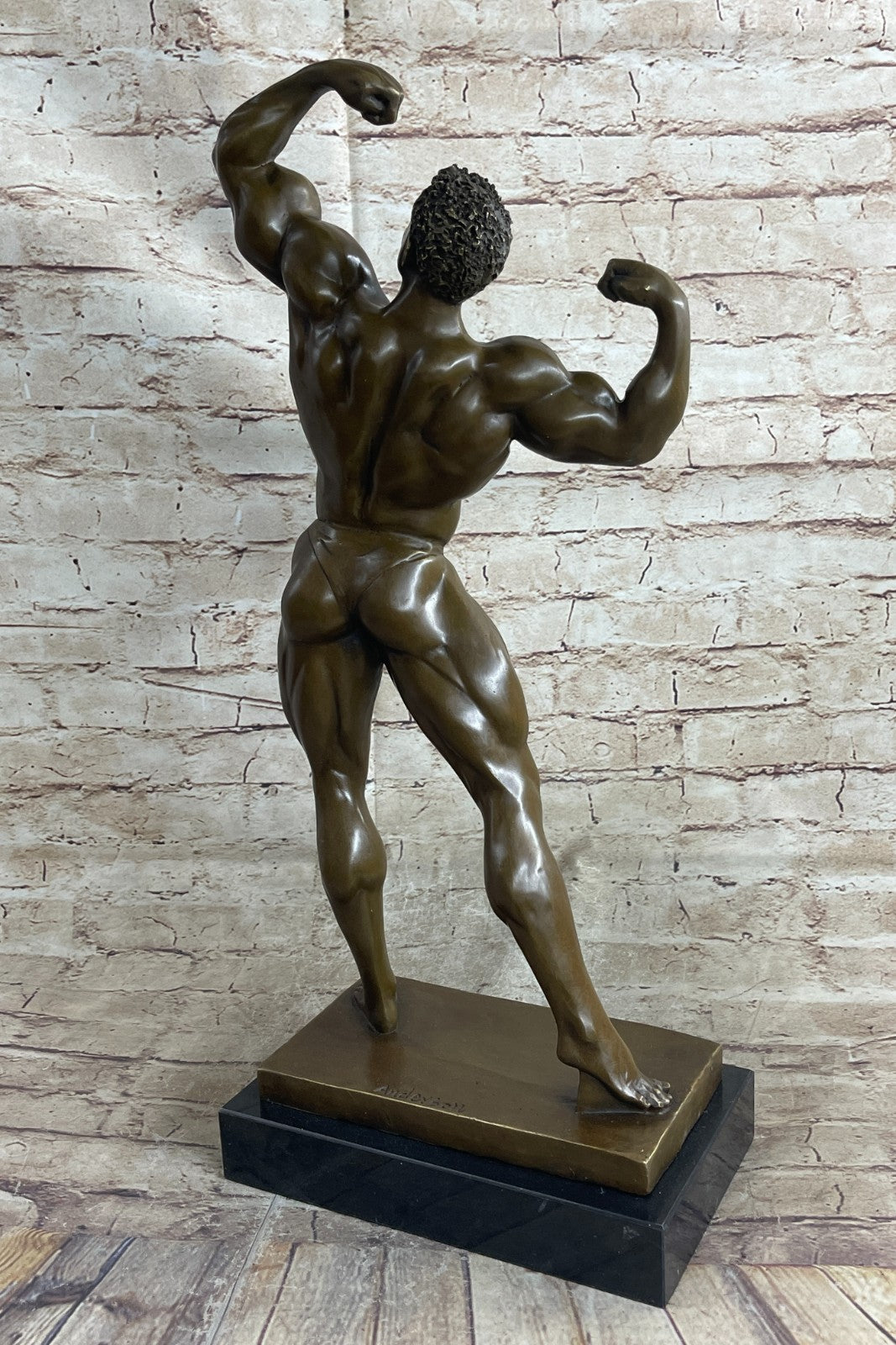 Male Bodybuilder Muscular Sculpture  Artwork 100% Bronze Figurine