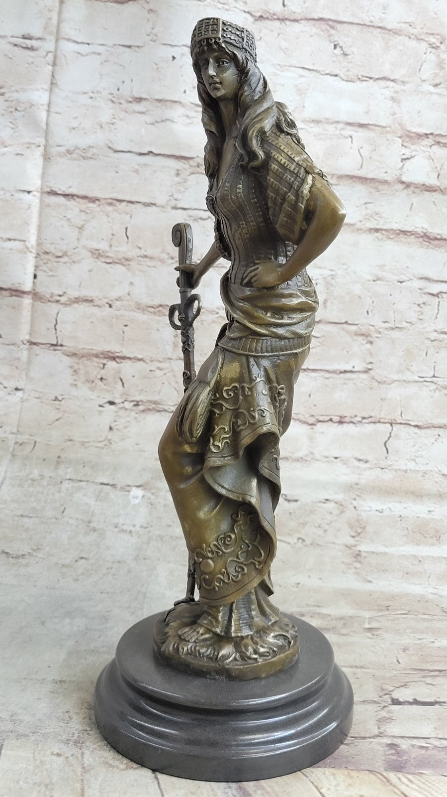Collectible Hand Crafted Islamic Princess Hot Cast Bronze Sculpture Figurine Art