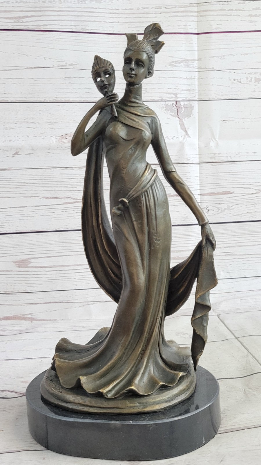 Handcrafted Art Deco High Fashion Classy Bronze Sculpture Figurine Sale