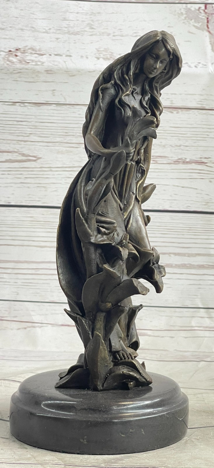 Beautiful Girl With Bunch of Flower On Bronze Sculpture Statue Figurine Deal