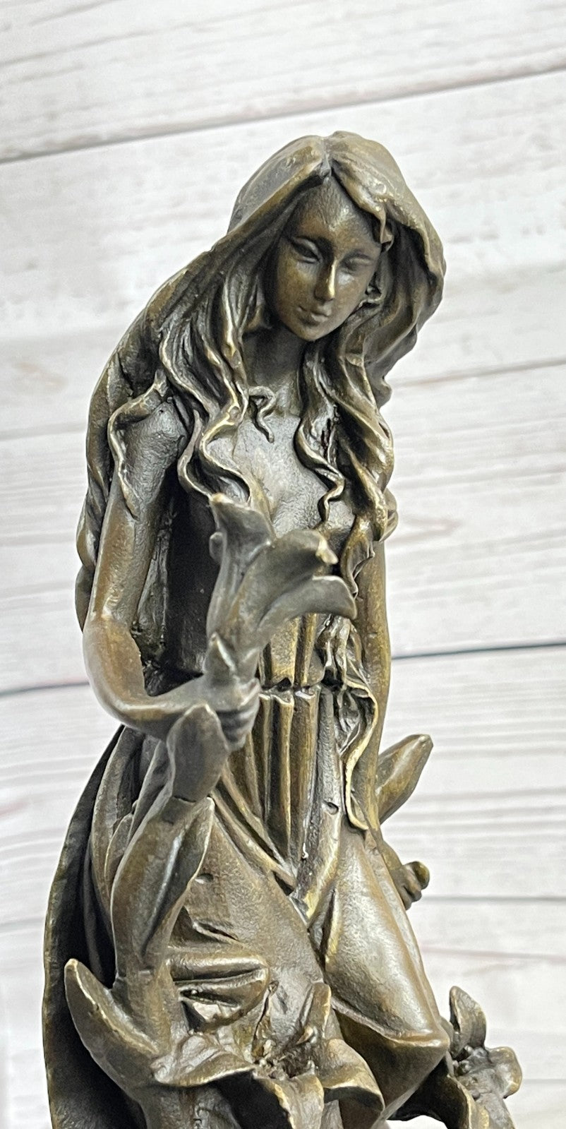 Beautiful Girl With Bunch of Flower On Bronze Sculpture Statue Figurine Deal
