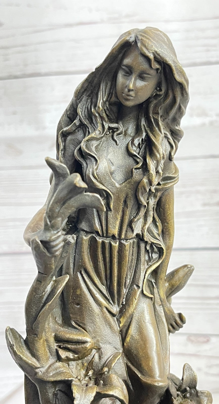 Beautiful Girl With Bunch of Flower On Bronze Sculpture Statue Figurine Deal