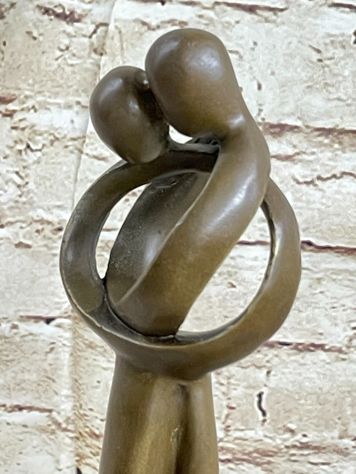 Abstract Modern Art Bronze Sculpture | Kissing Couple Figurine | Handcrafted by Milo