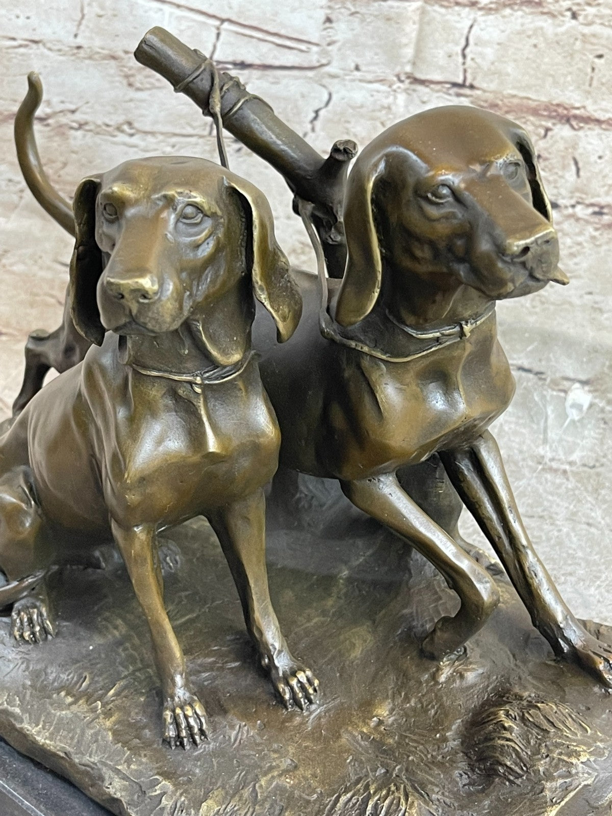 Two Large Pointers Hunting Dog Bird Water Dogs Bronze Marble Statue Home Decor