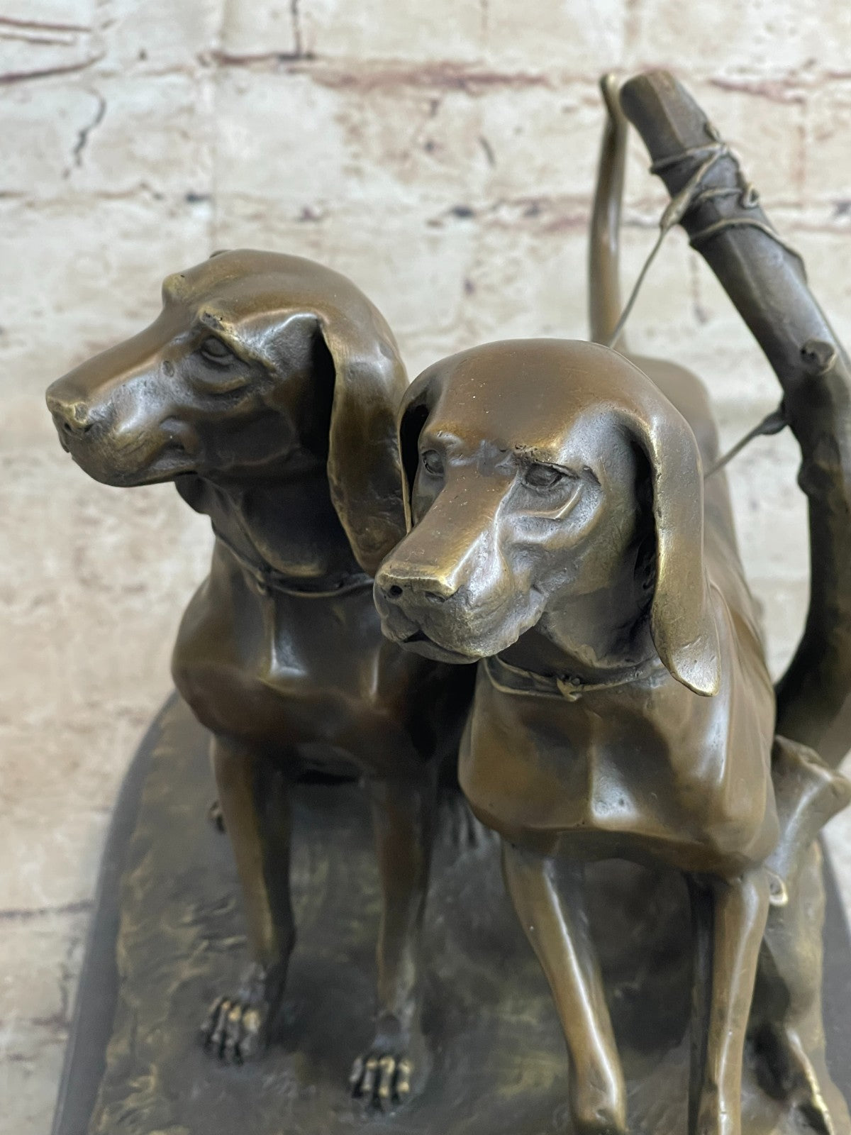 Two Large Pointers Hunting Dog Bird Water Dogs Bronze Marble Statue Home Decor