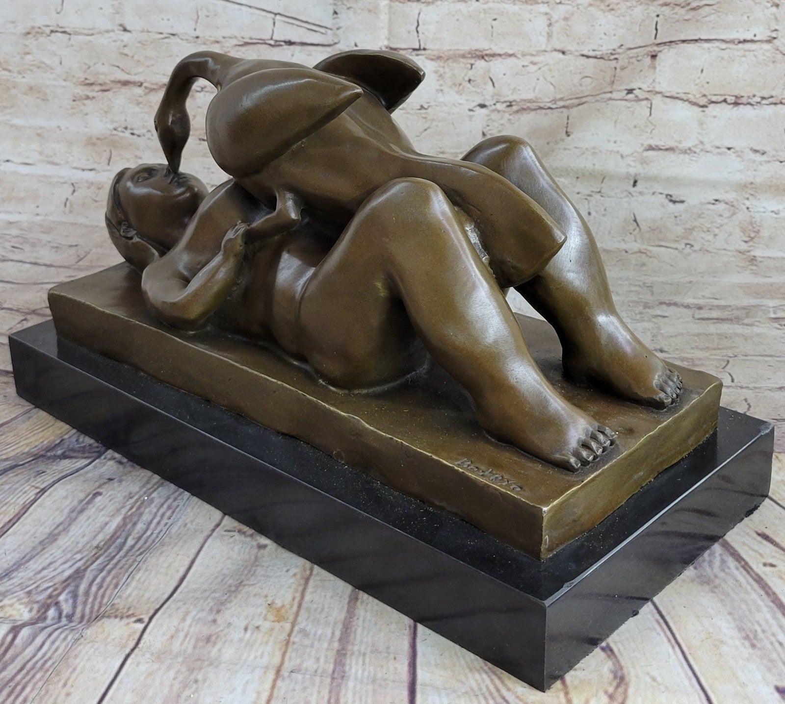 Abstract Bird Girl Donna Fernando Botero Bronze Sculpture Statue Figurine Artwork