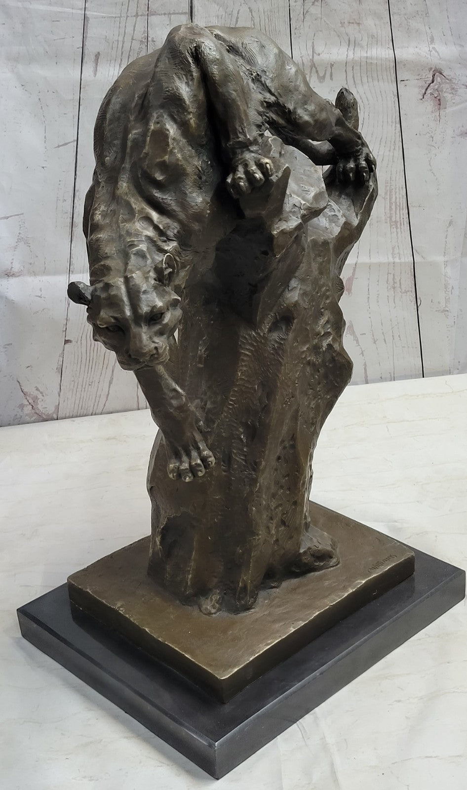 Hand Made Massive Cougar on a tree Stump Bronze Sculpture Home Cabin Decor
