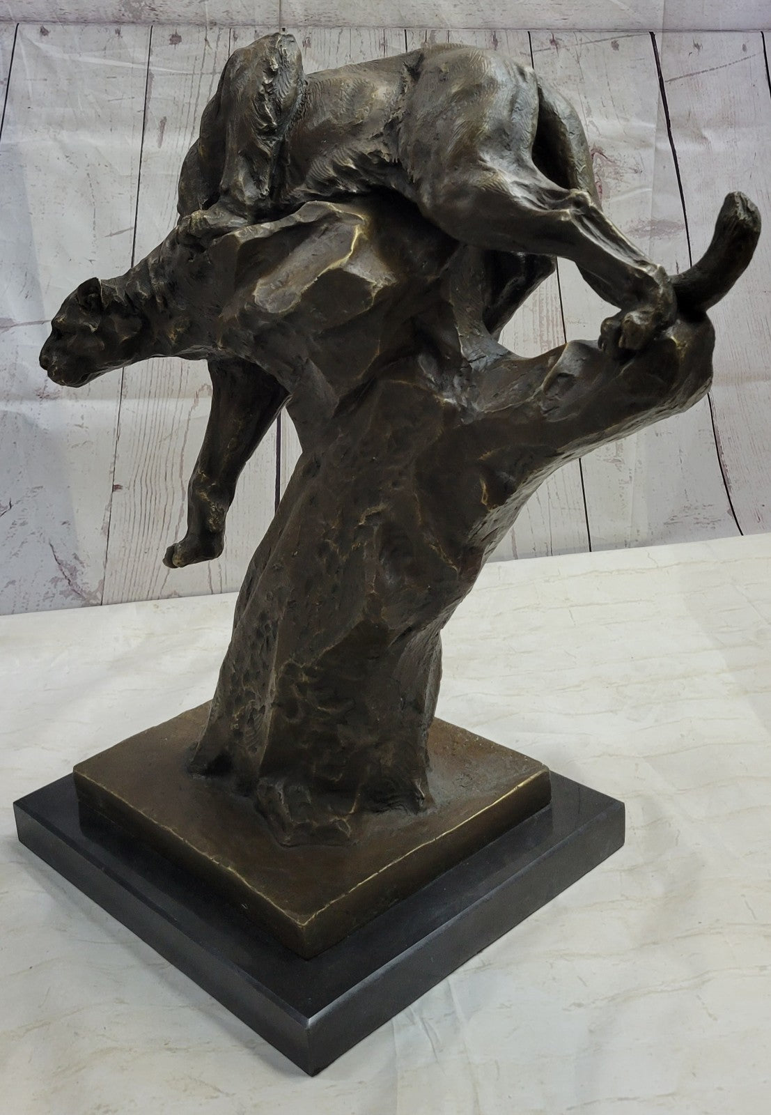Hand Made Massive Cougar on a tree Stump Bronze Sculpture Home Cabin Decor