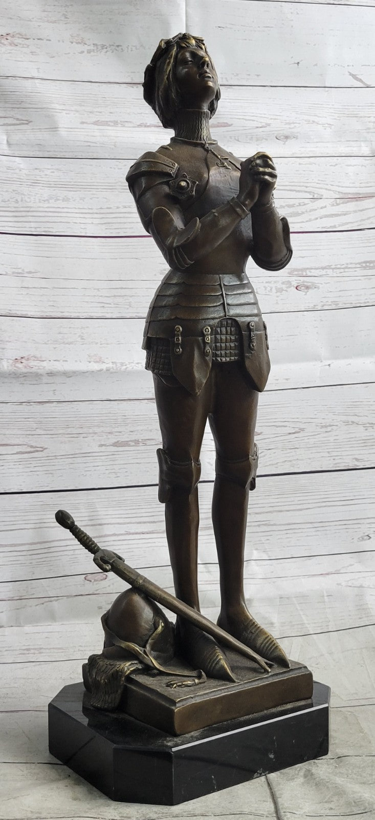 MAID ORLEANS FRENCH PRAYING HEROINE SOLDIER Bronze Sculpture Statue Figurine T