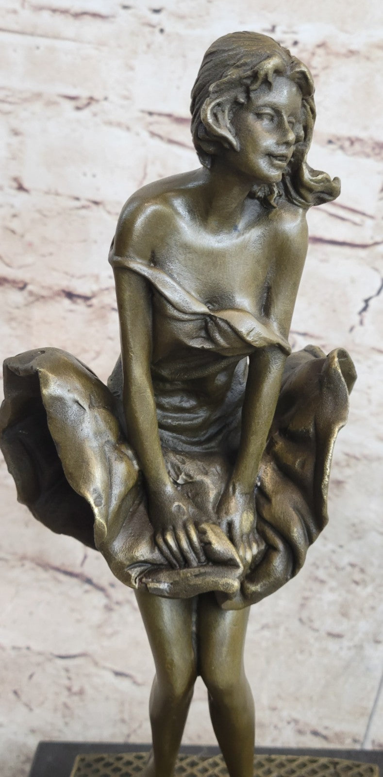 Collector Edition Famous Marylin Monroe Handcrafted by Lost Wax Method Bronze