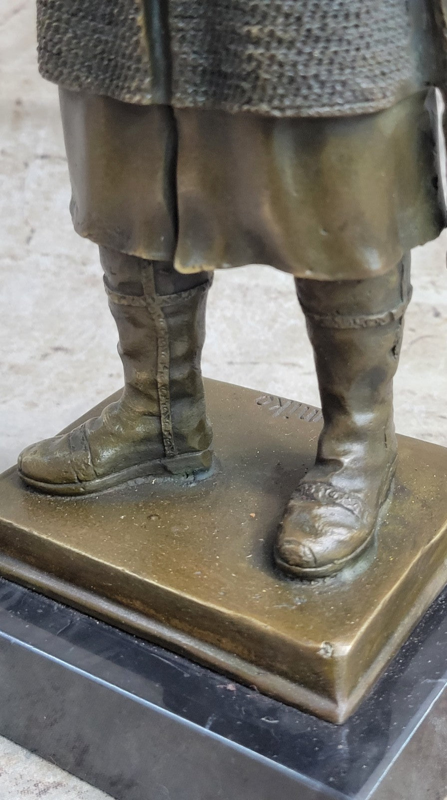 15" Tall Medieval Crusader Knight Templar Signed Hot Cast Bronze Statue Sculpture
