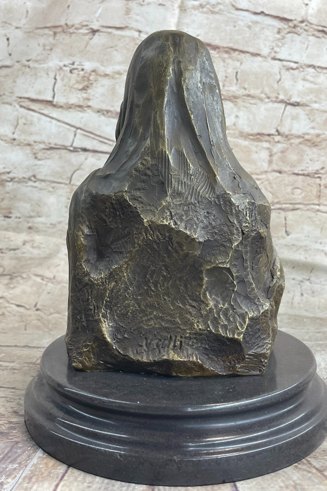 Handcrafted bronze sculpture SALE Leona By Lisa Mona Painting Famous / Art Sale