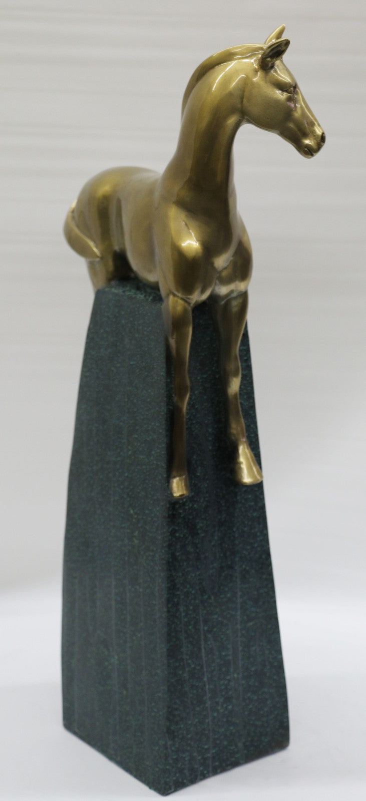 European Design Sitting Thoroughbred Horse Cast Bronze Garden Statue Figure DEAL
