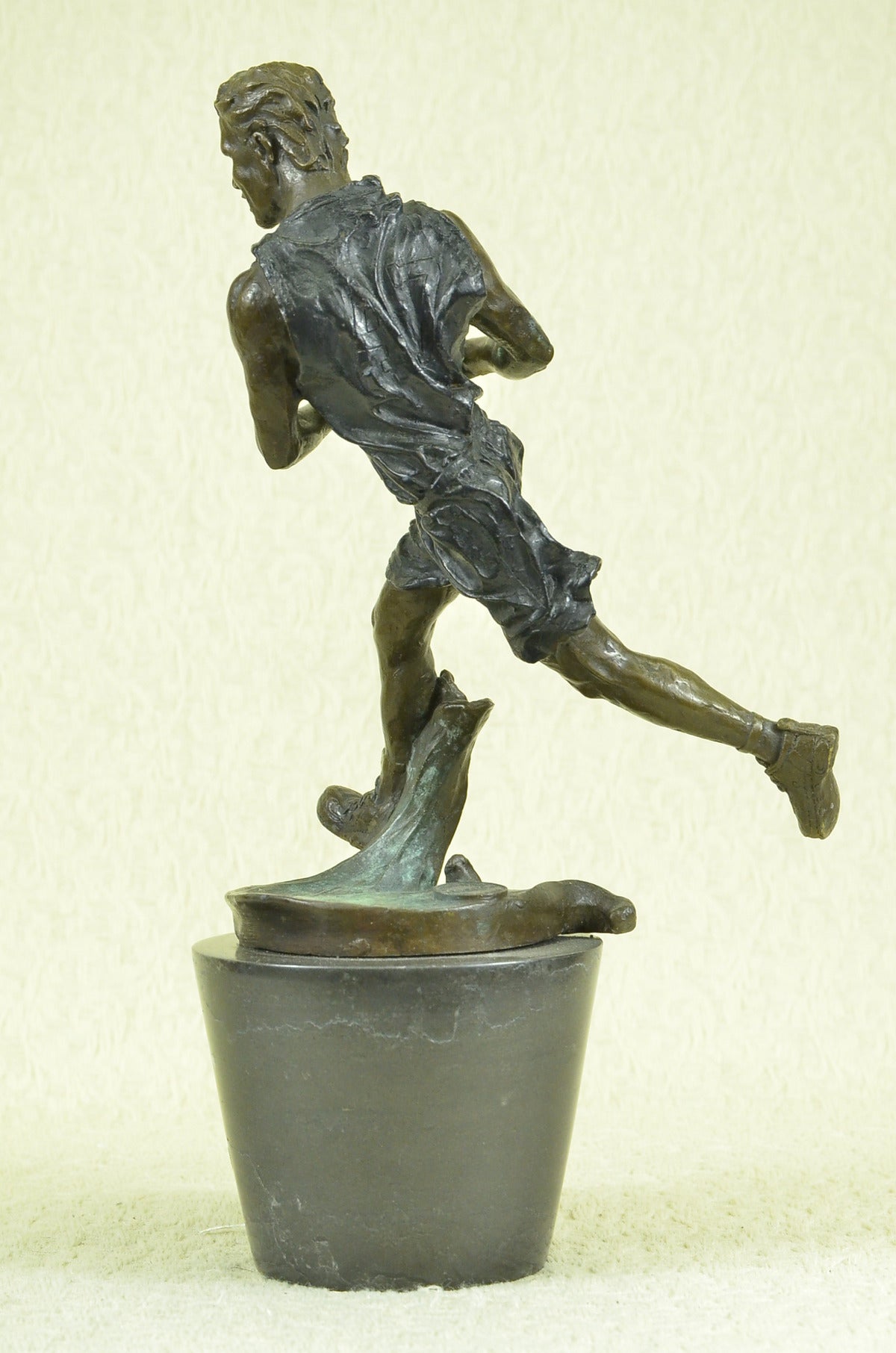 VINTAGE BRONZE STATUE BASKETBALL PLAYER SPORTS ICON BLACK MARBLE POST UP