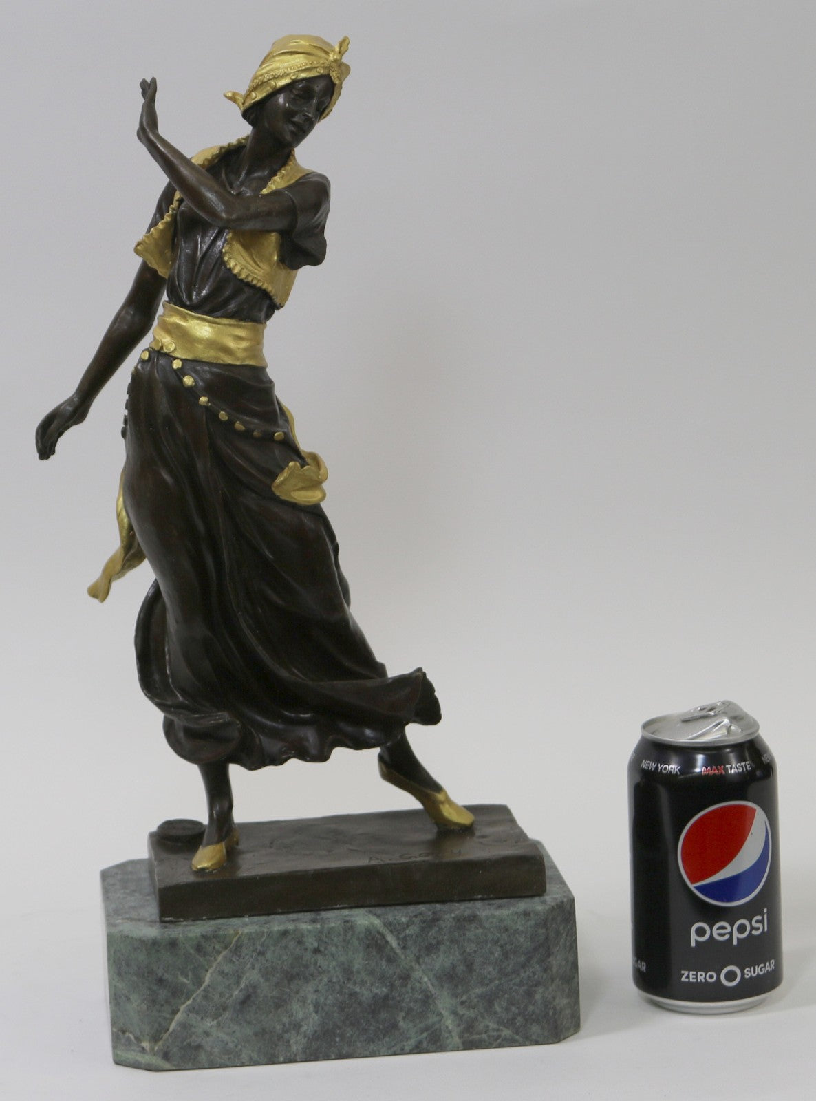 Hot Cast Signed France Gypsy Nude Female Bronze Sculpture Marble Statue Figurine