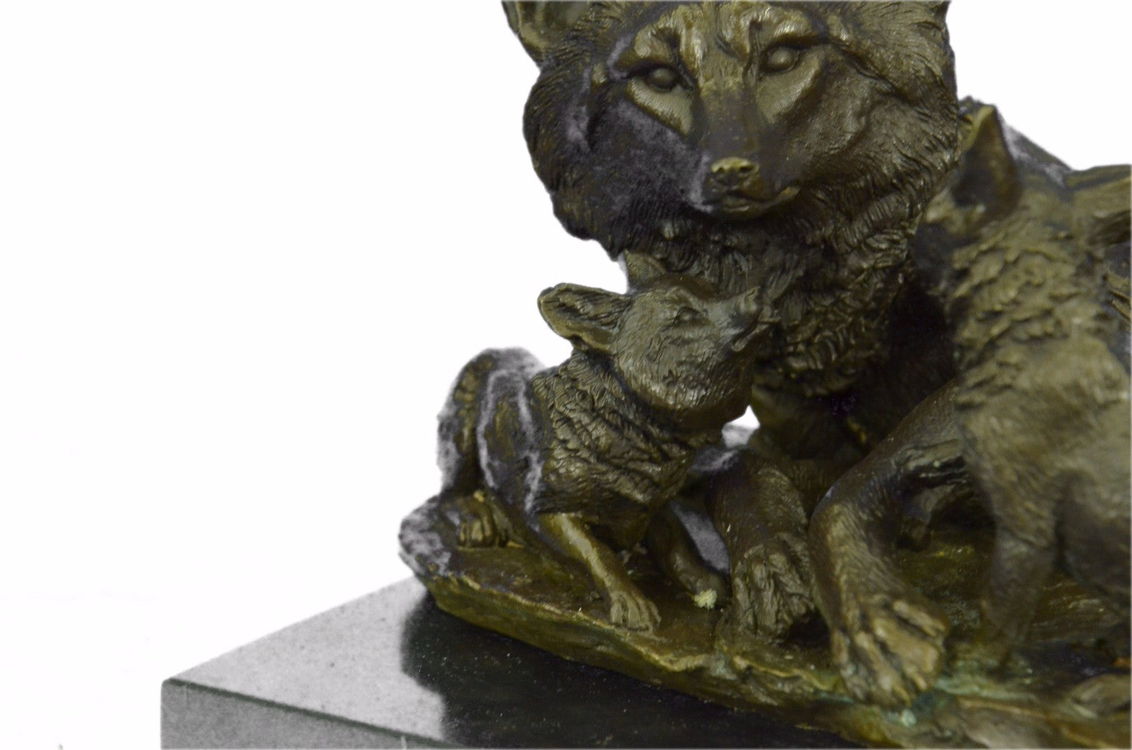 Bronze Sculpture Mother Wolf With Two Cubs Wolves Hot Cast Figurine Figure Sal