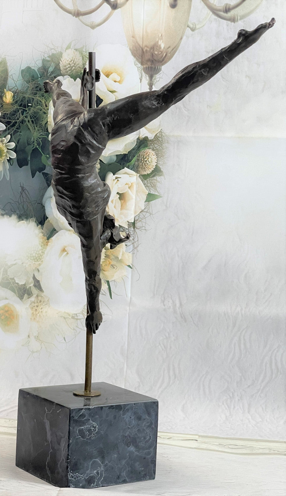 Young Woman Gymnast Hot Cast Gymnastic Home Decor Bronze Very Large Hand Art